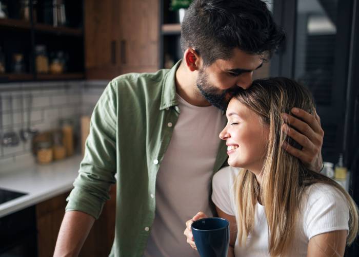 Consigli per un perfetto bacio tra donne 